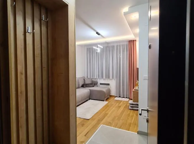 Oasis Titova * Palisat